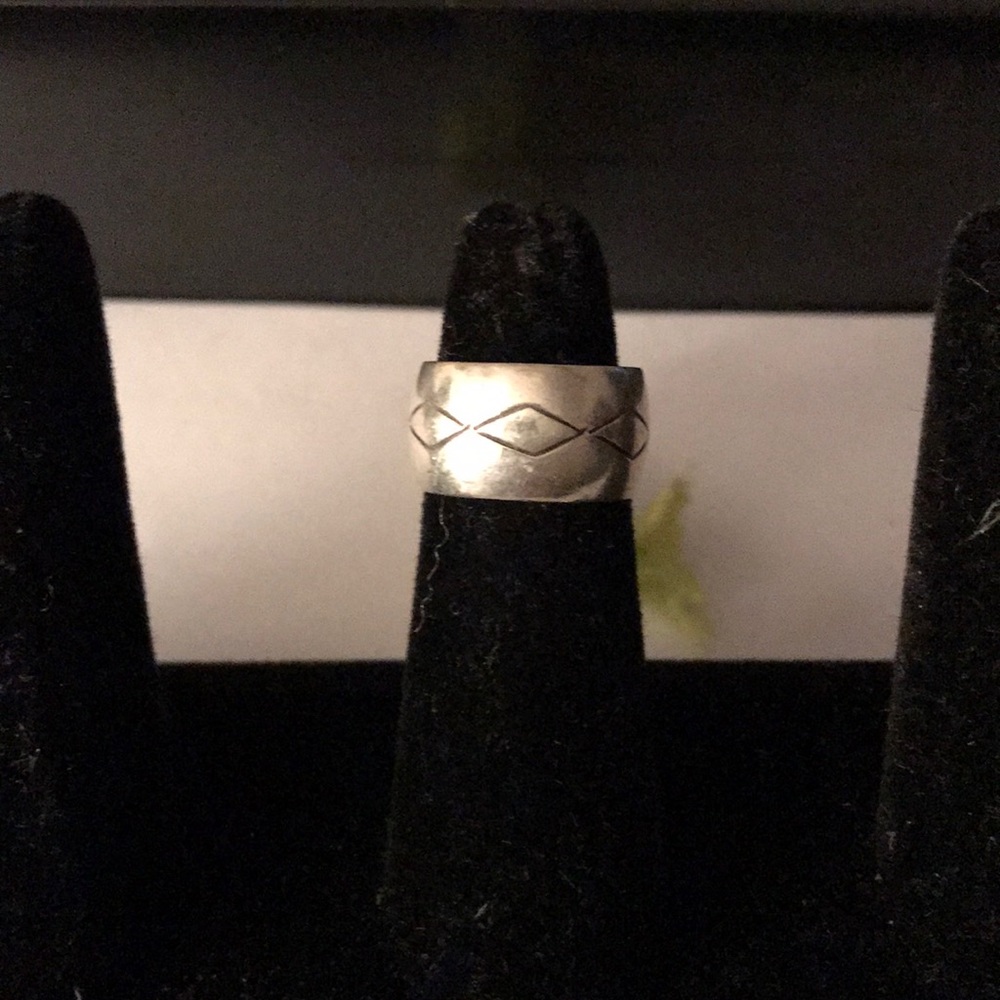 Sterling silver band